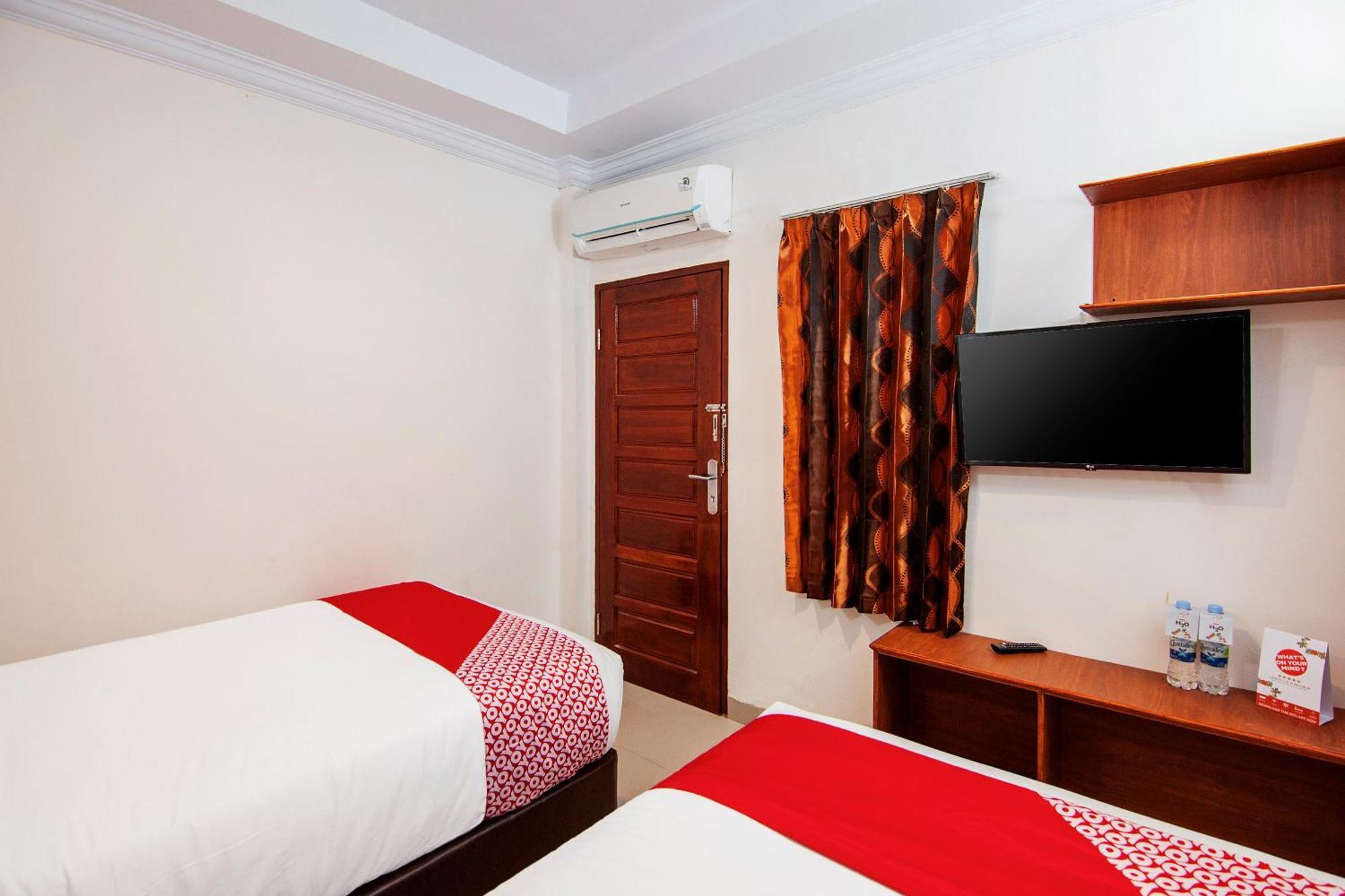 Super Oyo 621 Vania Residence Medan Exterior foto